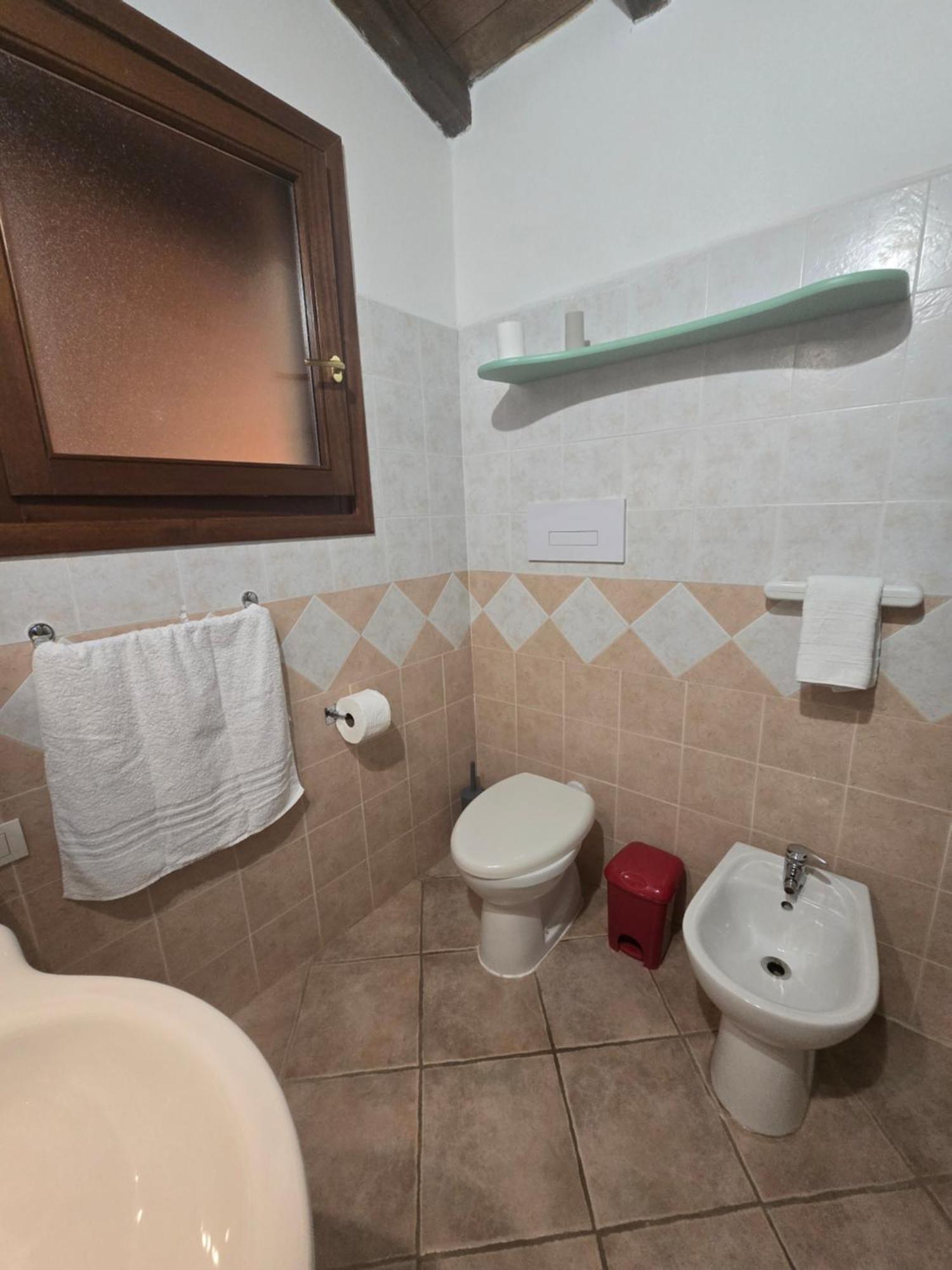 Trilocale Climatizzato L'Oleandro Tanaunella Exterior foto